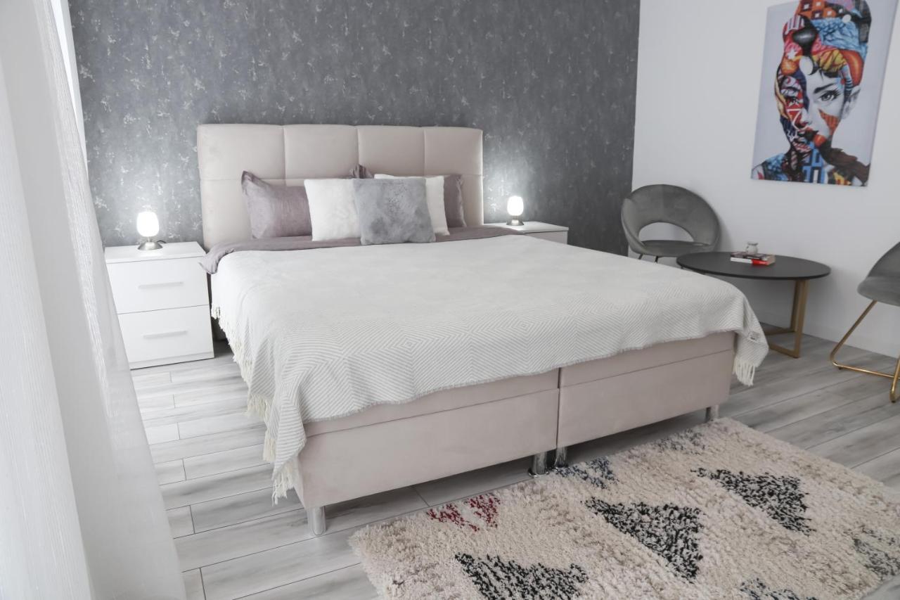 Stars Apartment *